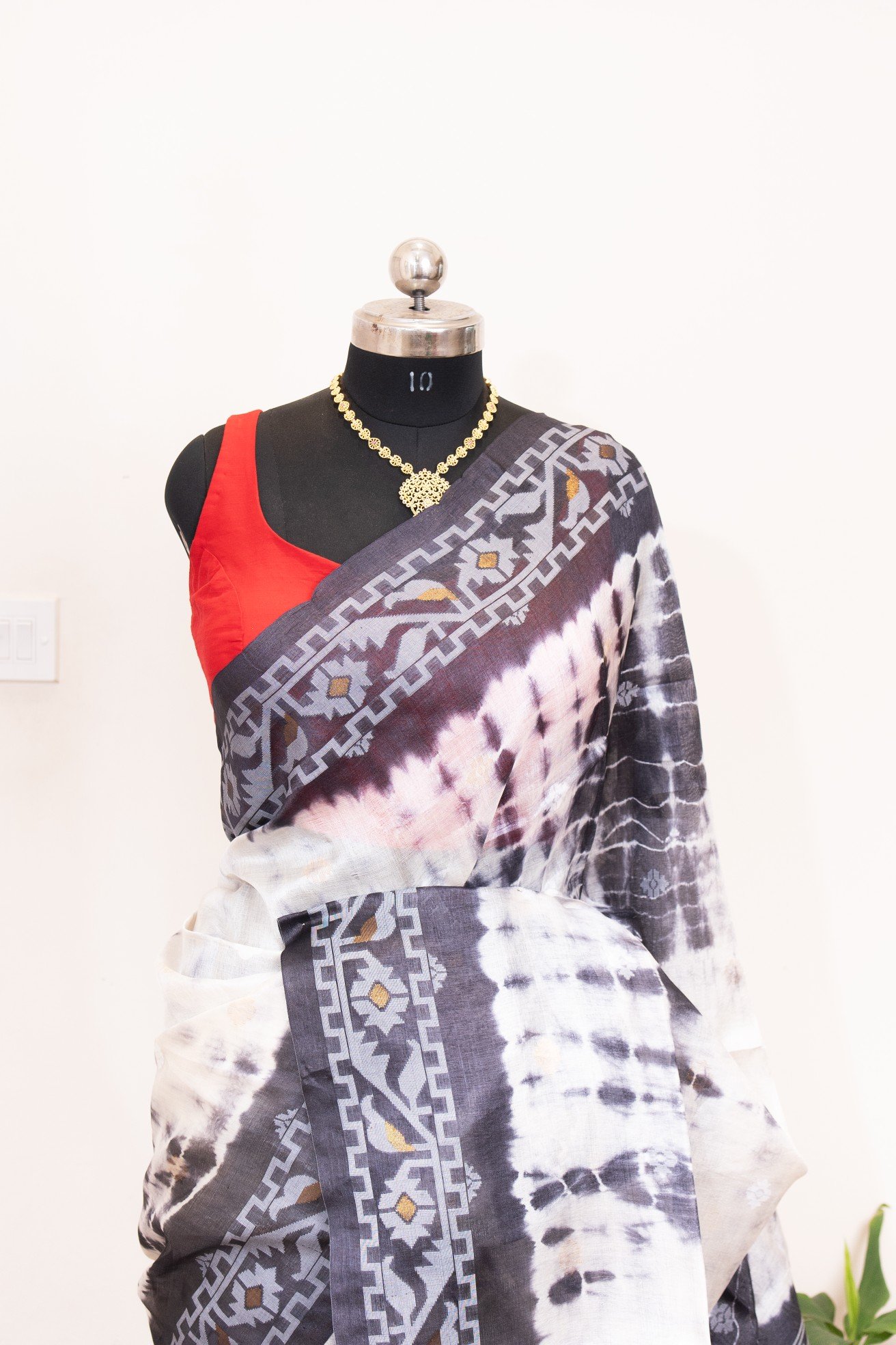 TUSSAR JAMDANI - BT43 - Image 3