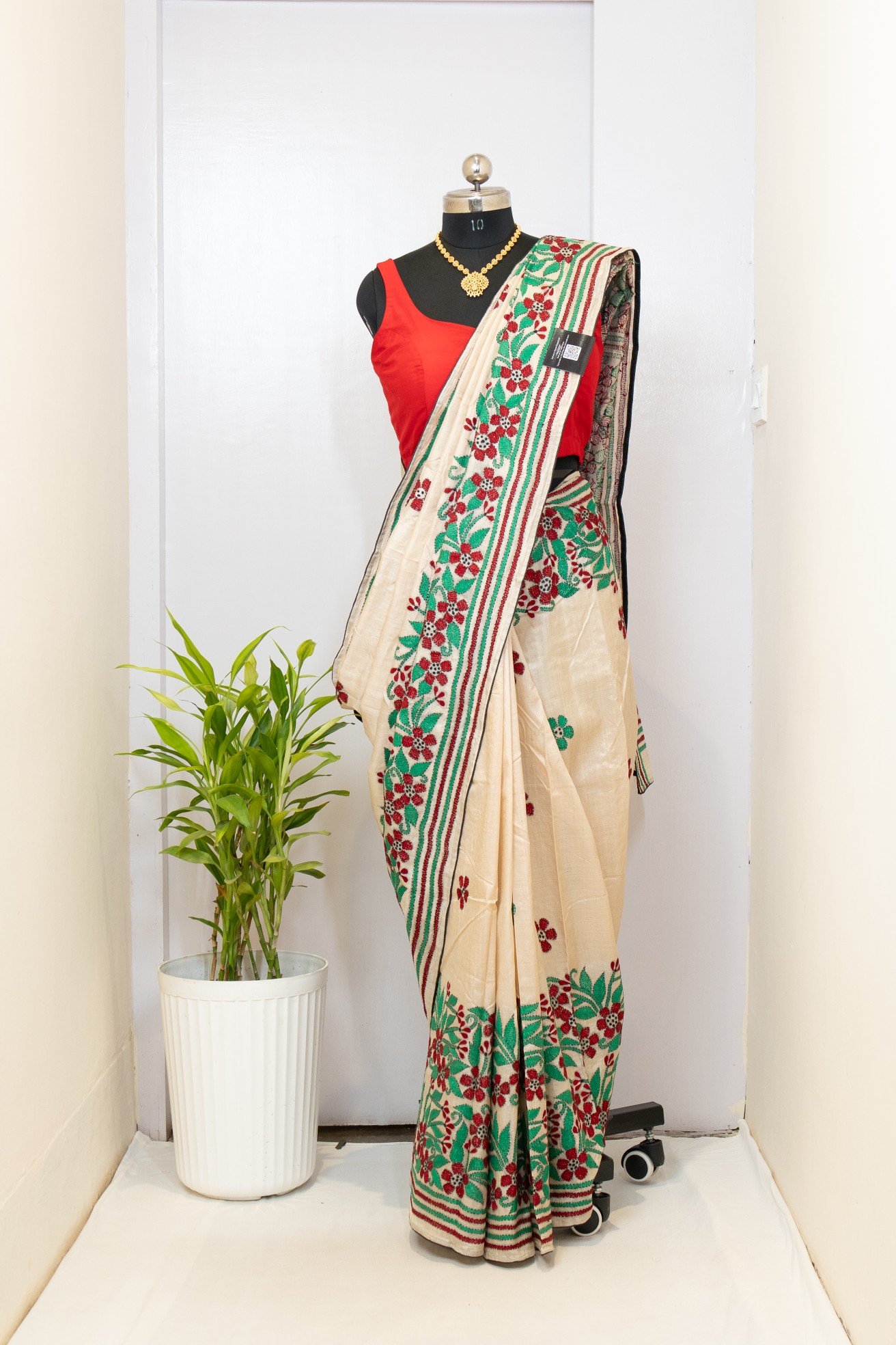 TUSSAR KANTHA - EN86 - Image 3